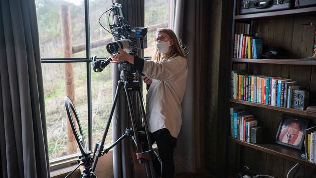 Ears of Menieres (BTS), frame 65