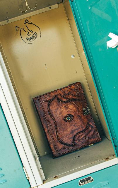 The Invite: She's Here, frame 25